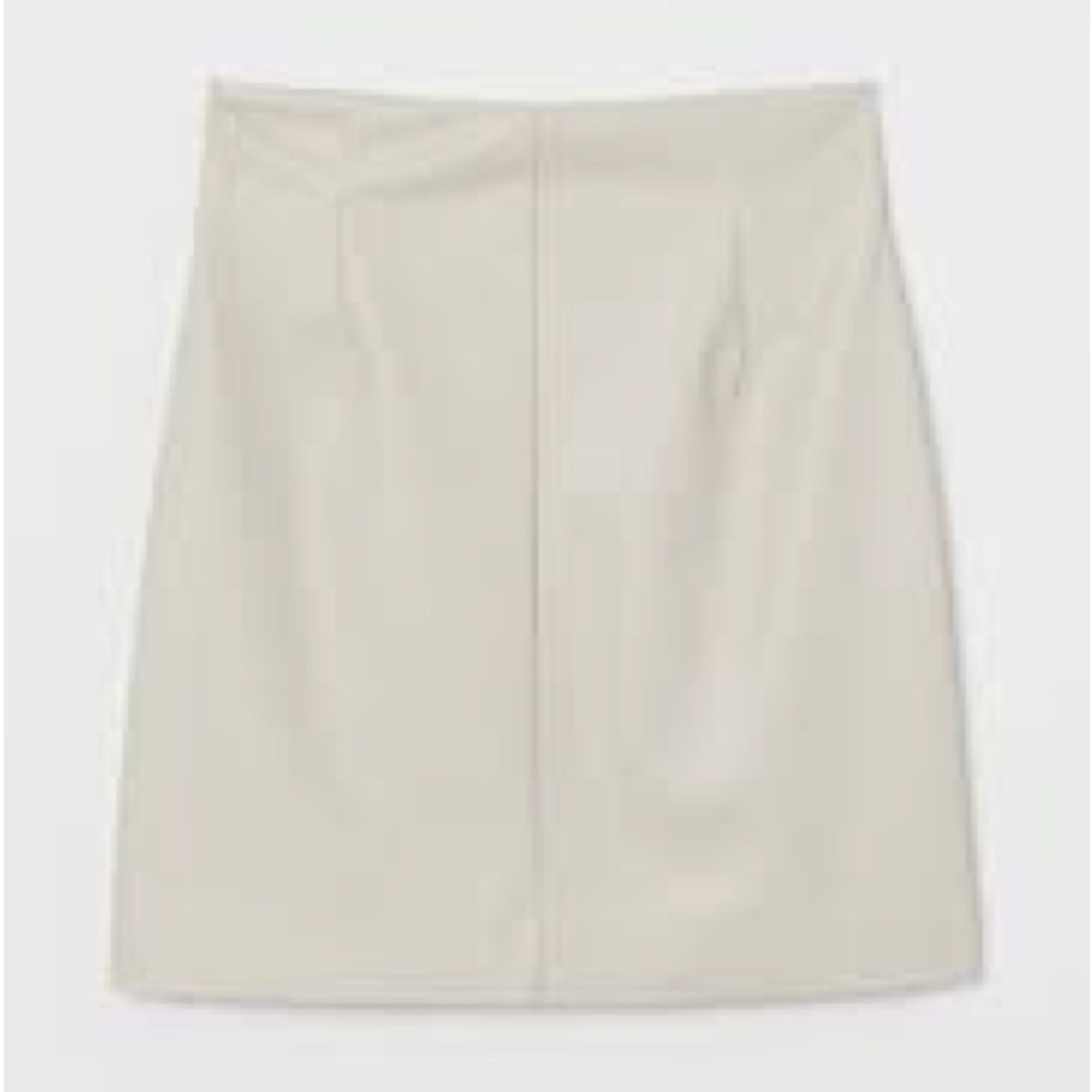 NWT H&M Faux Leather Elegant Cream Skirt 8